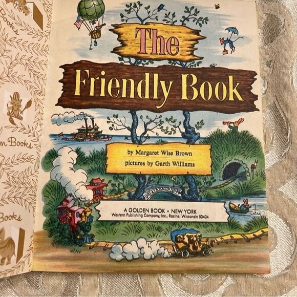 Vintage Golden Books (3): DUMBO , THE FRIENDLY BOOK , TAWNY SCRAWNY LION - Picture 5 of 11